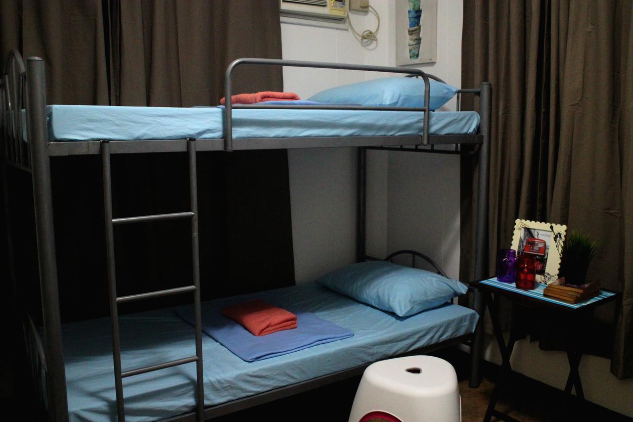 Food District Hostel Cebu Central Екстериор снимка